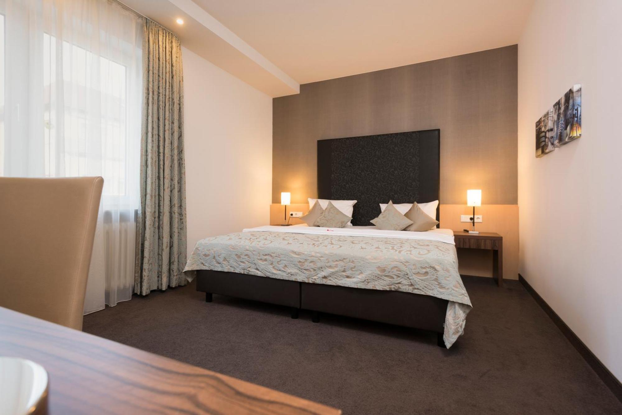 Best Western Hotel Lamm Singen Exterior foto