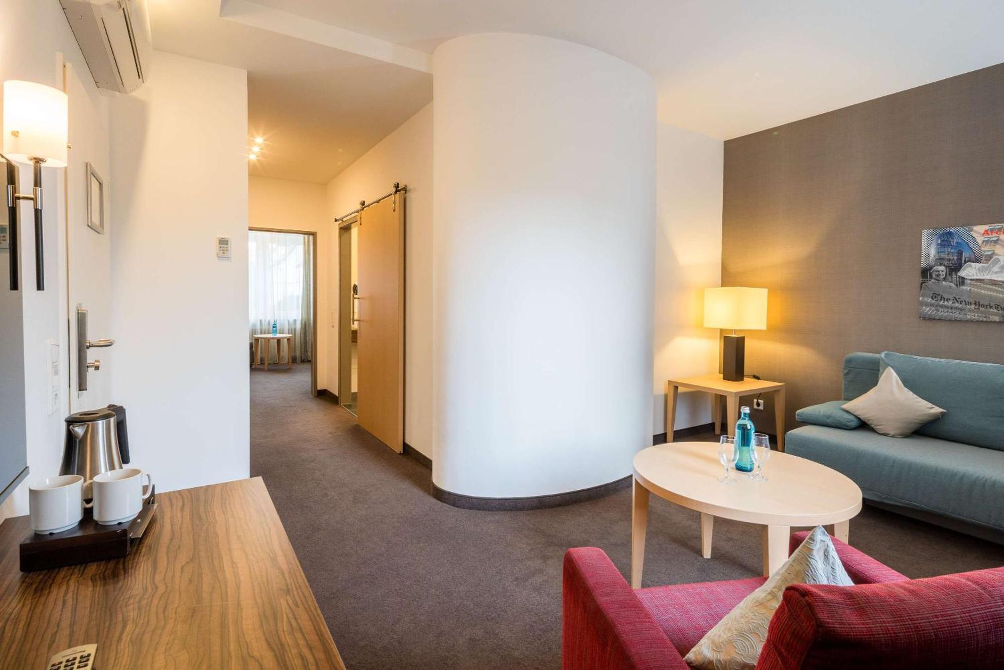 Best Western Hotel Lamm Singen Exterior foto