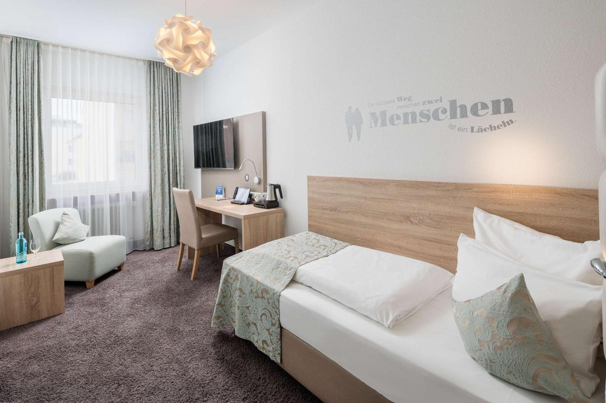 Best Western Hotel Lamm Singen Exterior foto